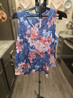 Time and Tru Blue Floral V-Neck Tank with Coral Accents